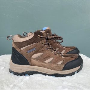 BearPaw Hiking Boots Womens 8